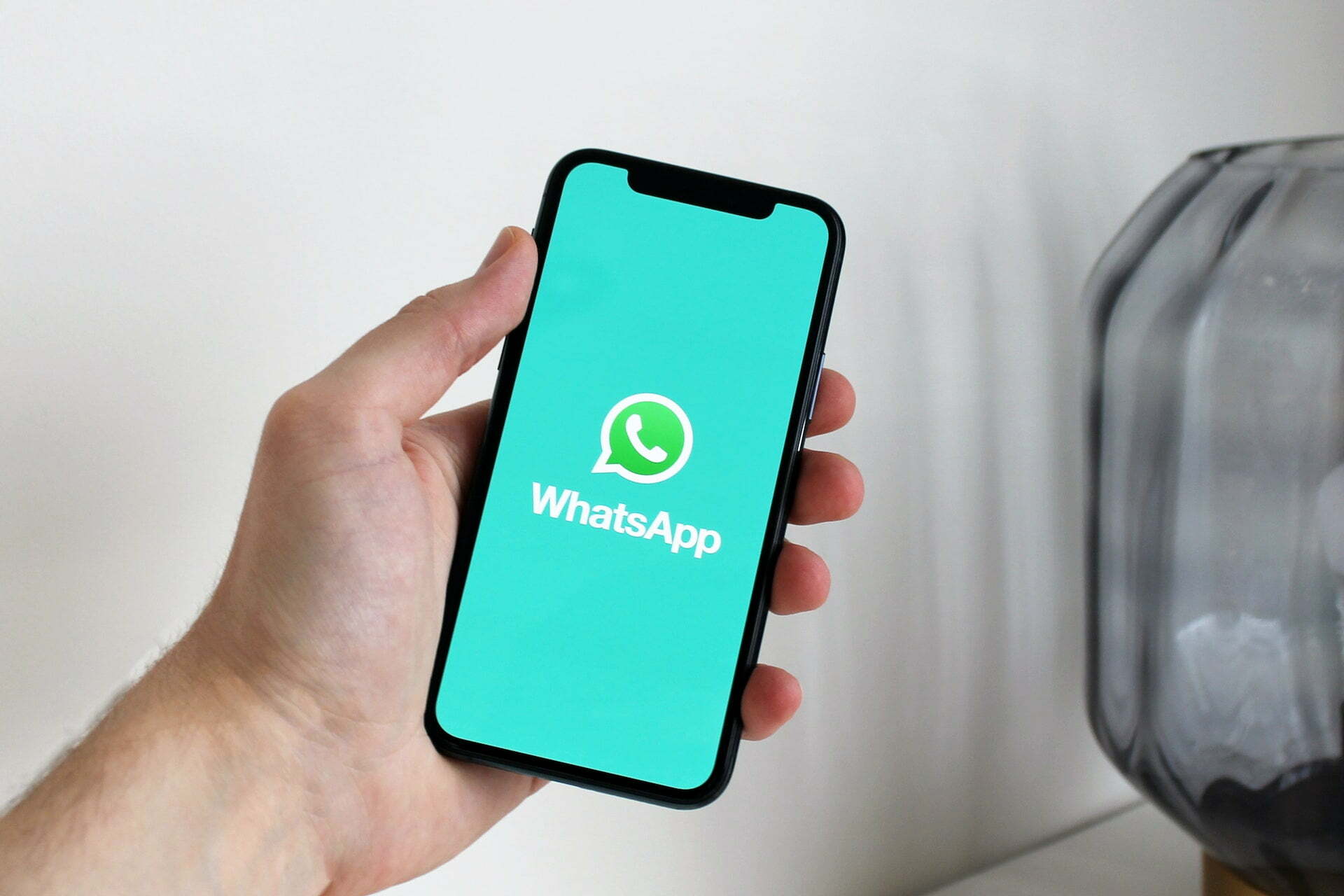 Cara Promosi Makanan di WhatsApp